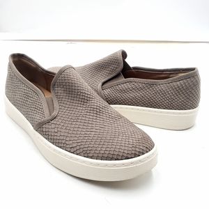 Sofft Somers Womens 9 Slip On Leather Sneaker Snake Print Snare Grey Nubuck